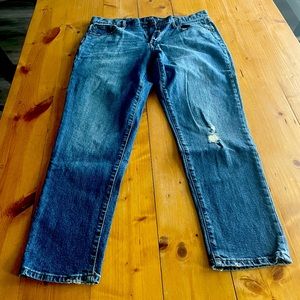 Gap best girlfriend jeans size 31